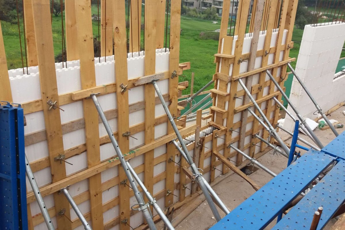 Casa 620m² construida con sistema ICF en Lo Barnechea, RM - EXACTA®
