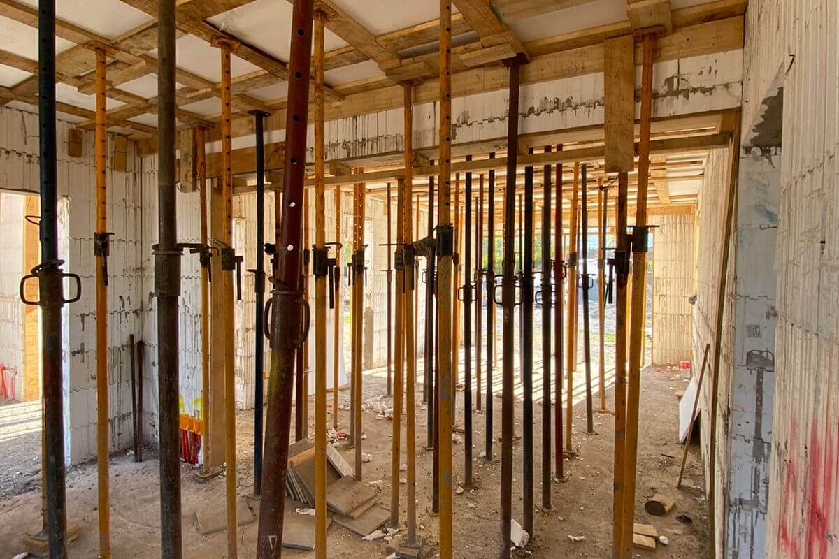 Casa 600m² construida con sistema ICF en Calera de Tango - EXACTA®