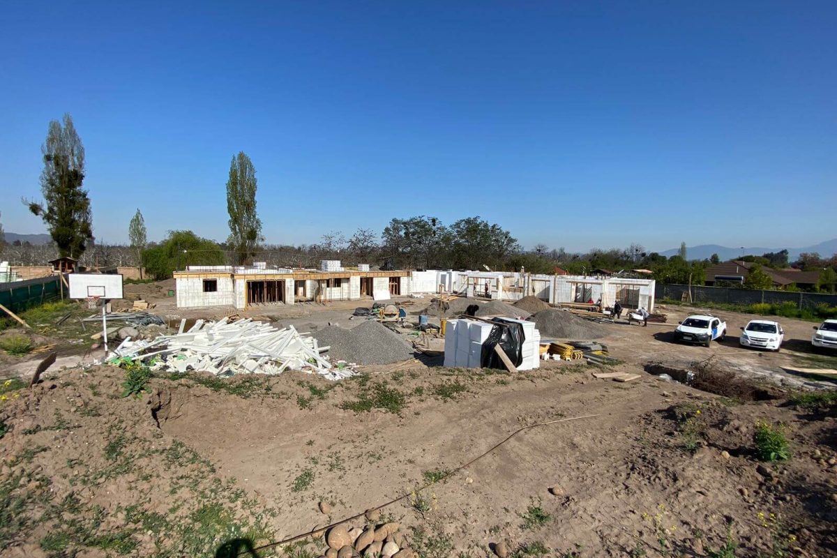 Casa 600m² construida con sistema ICF en Calera de Tango - EXACTA®