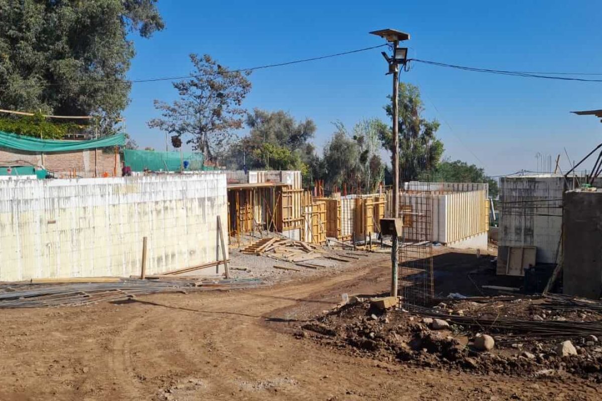 Condominio 1.100m² construido con sistema ICF en La Reina, RM - EXACTA®